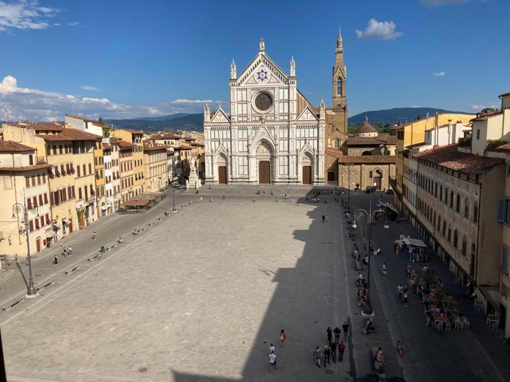 Attico In Piazza Santa Croce Apartment Florence Luaran gambar